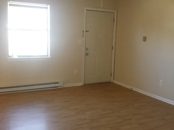 1017 Hannah St, 1017 Hannah St APT 4, Norfolk, VA 23505