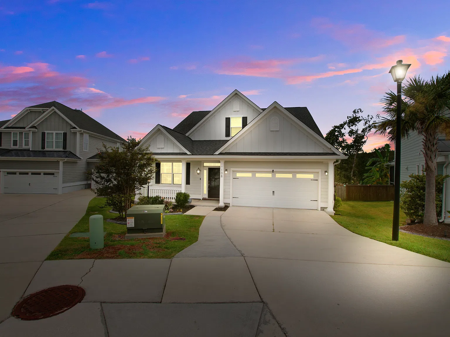 4 bed, 2700 sqft, $2,900 — Photo 2