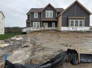 8415 NW 90th St, Kansas City, MO 64153