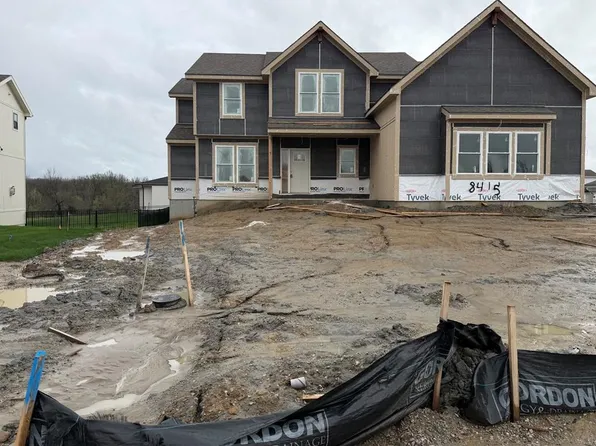 8415 NW 90th St, Kansas City, MO 64153