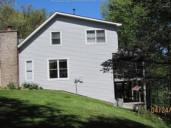 5th image of 22 Wineberry Ln