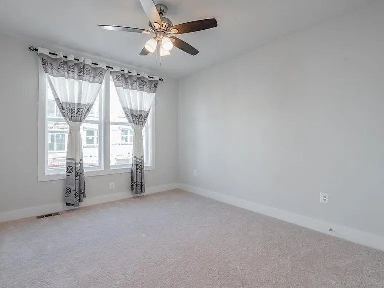2620 Lassen Walk #A — Photo 19