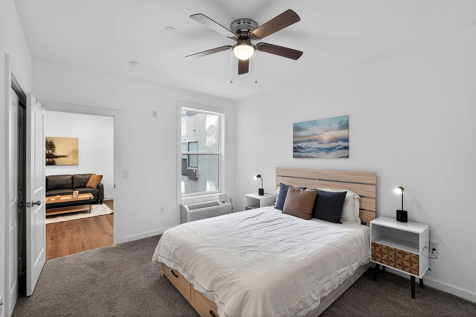1 bed, 1.0 bath, 5963 sqft, $2,475 — Photo 3