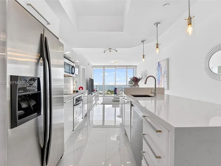 888 Biscayne Blvd #2404 — Photo 7