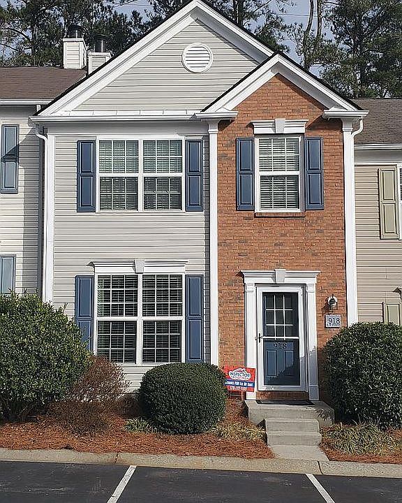 2 Bedroom, 2.5 Bath