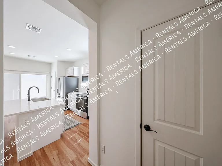 16875 N 12th St #33 — Photo 22