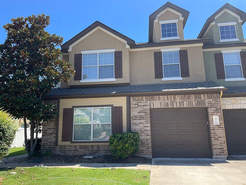 1st image of 1900 Little Elm Trl APT 31