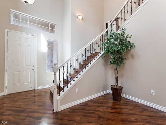 3rd image of 7452 Poppy Hills Ct