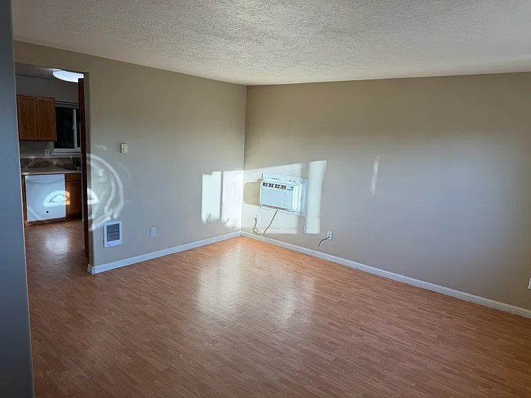 14458 SW Fern St — Photo 8