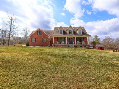 2011 Cedar Creek Dr, Henryville, IN, 47126