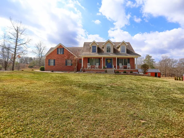 2011 Cedar Creek Dr, Henryville, IN 47126