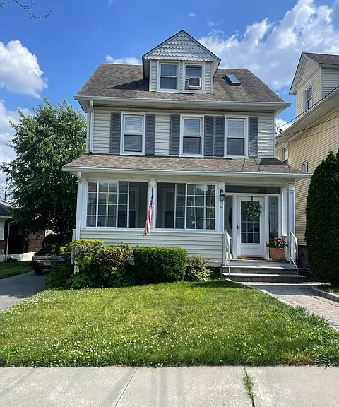 14 Flower St — Photo 1