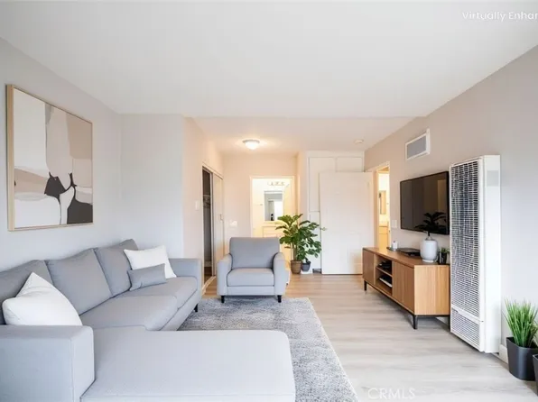 868 E Alvarado St APT 7, Fallbrook, CA 92028