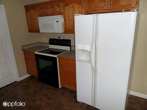 5th image of 3636 Aurora Dr