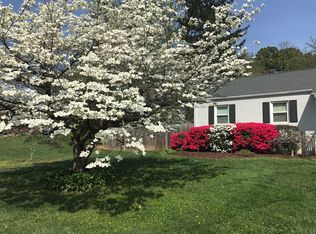 6520 33rd St, Falls Church, VA 22043