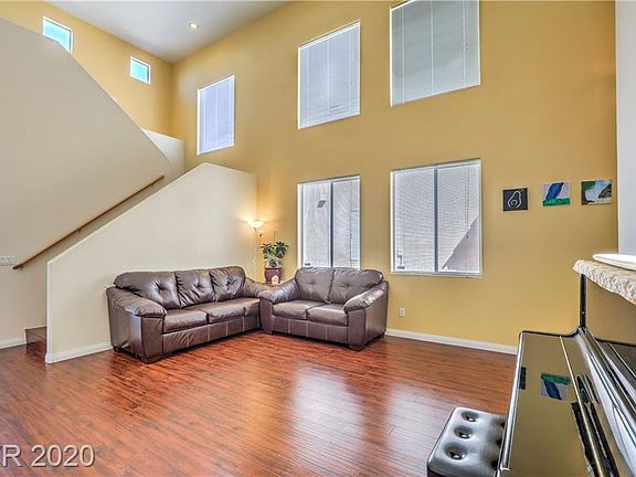 2nd image of 1398 Baja Grande Ave