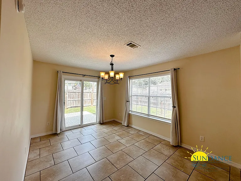 634 Jerrells Ave — Photo 6