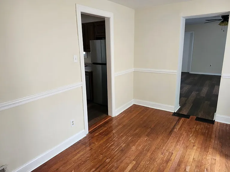 332 Marsh Ln — Photo 6