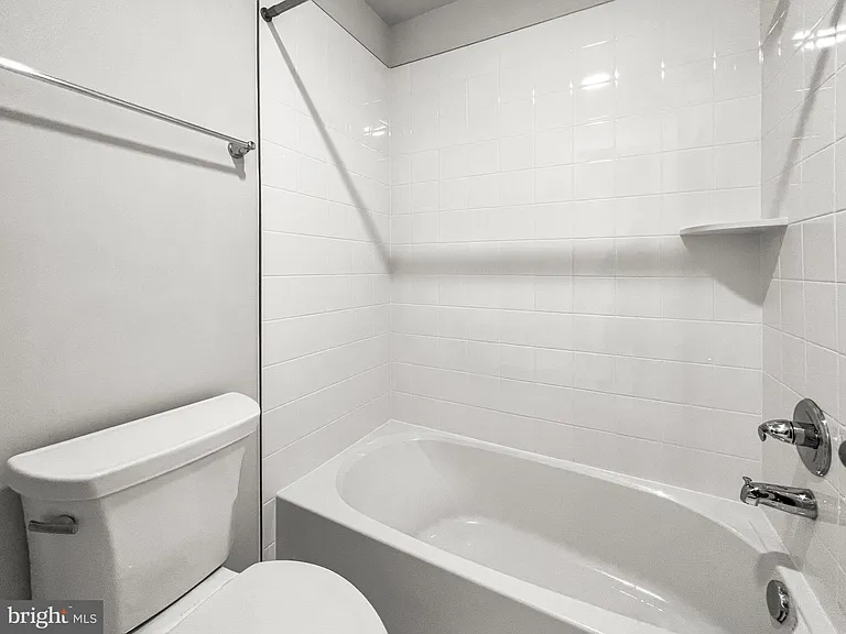 20847 Owenmore Ter — Photo 21