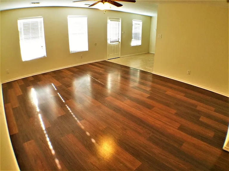 4841 Waterford Dr — Photo 2