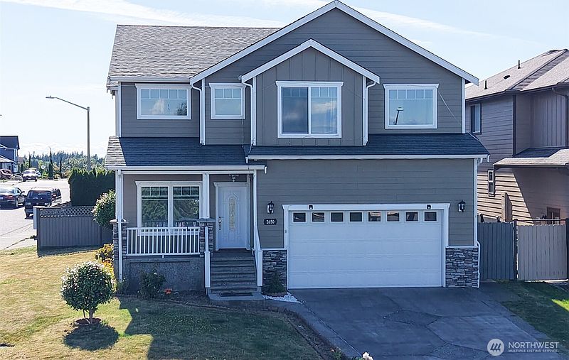 2nd image of 2650 Glenmore Street