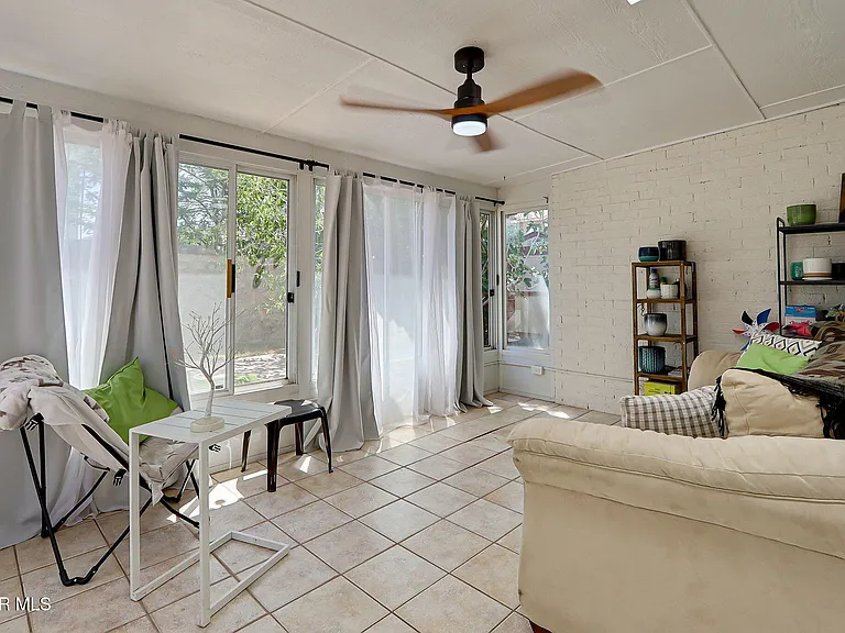4348 Loma Hermosa Dr — Photo 5