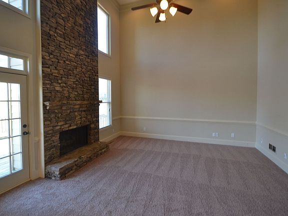 5th image of 1150 Maycroft Knl