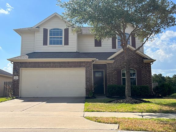 4th image of 15623 Bluff Park Ct