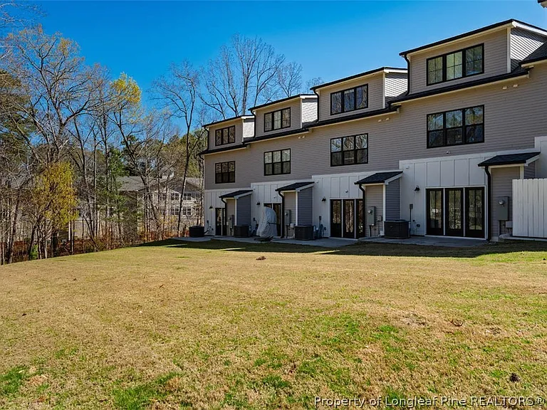 5709 Parker Pines Ct — Photo 32