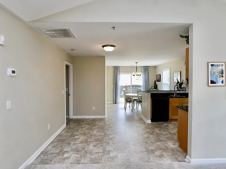 1116 Waverly Place Dr — Photo 30