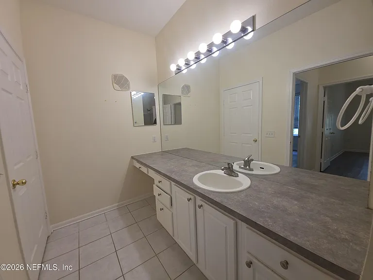 10550 Baymeadows Rd #829 — Photo 8