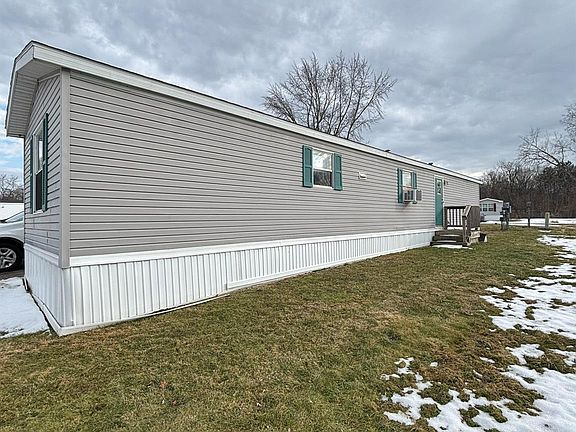 3rd image of 4101 S Sheridan Rd Lot 246