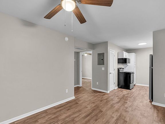 5th image of 2125 Aberdeen Ave #203