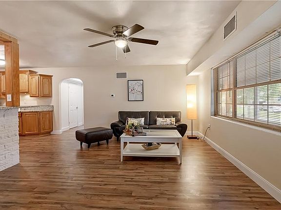 5th image of 30602 Orange Dr