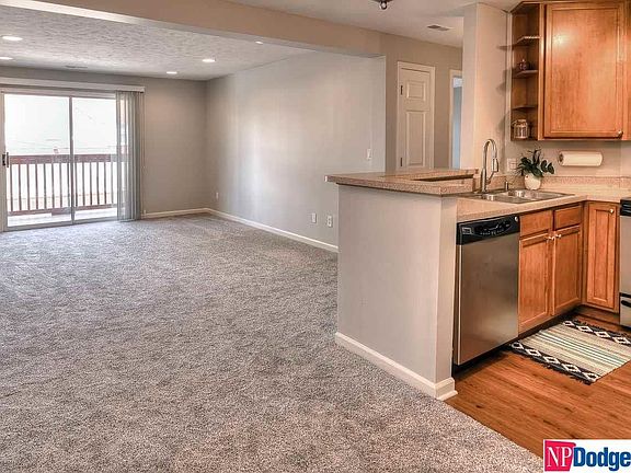 5th image of 5016 California St APT 6