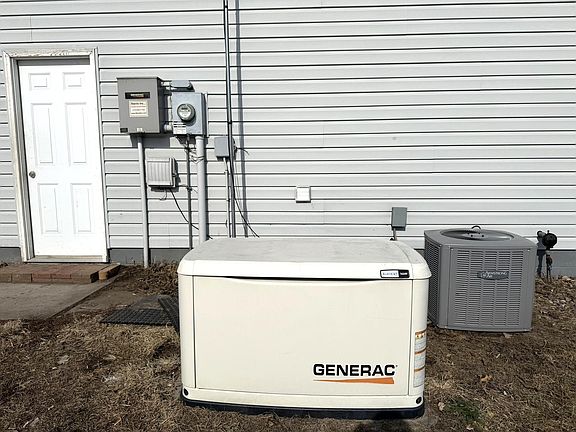 4th image of 9103 Estates Dr