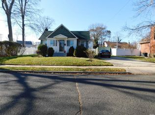872 Orlando Ave, West Hempstead, NY 11552