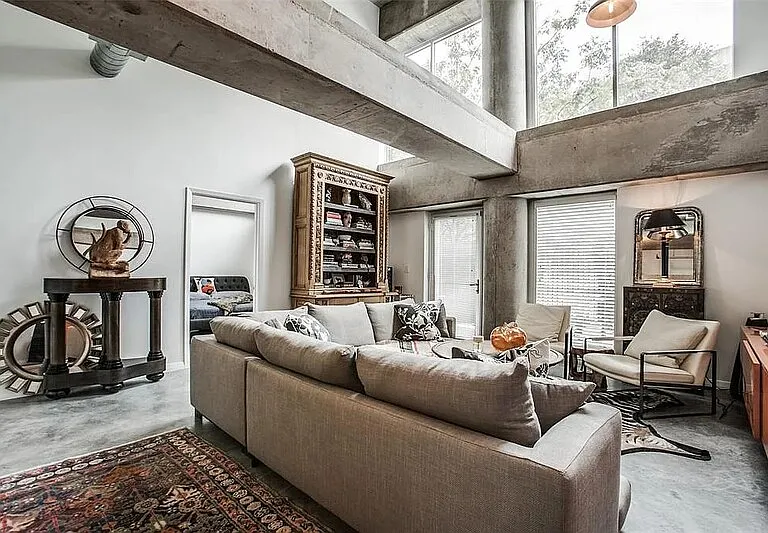1001 Belleview St #103 — Photo 4