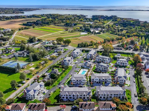 17 Magnolia Dr Unit 4C, Water Mill, NY 11976