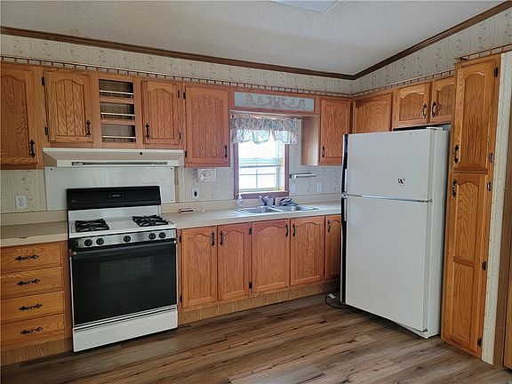 3rd image of 26326 N 954th Hwy