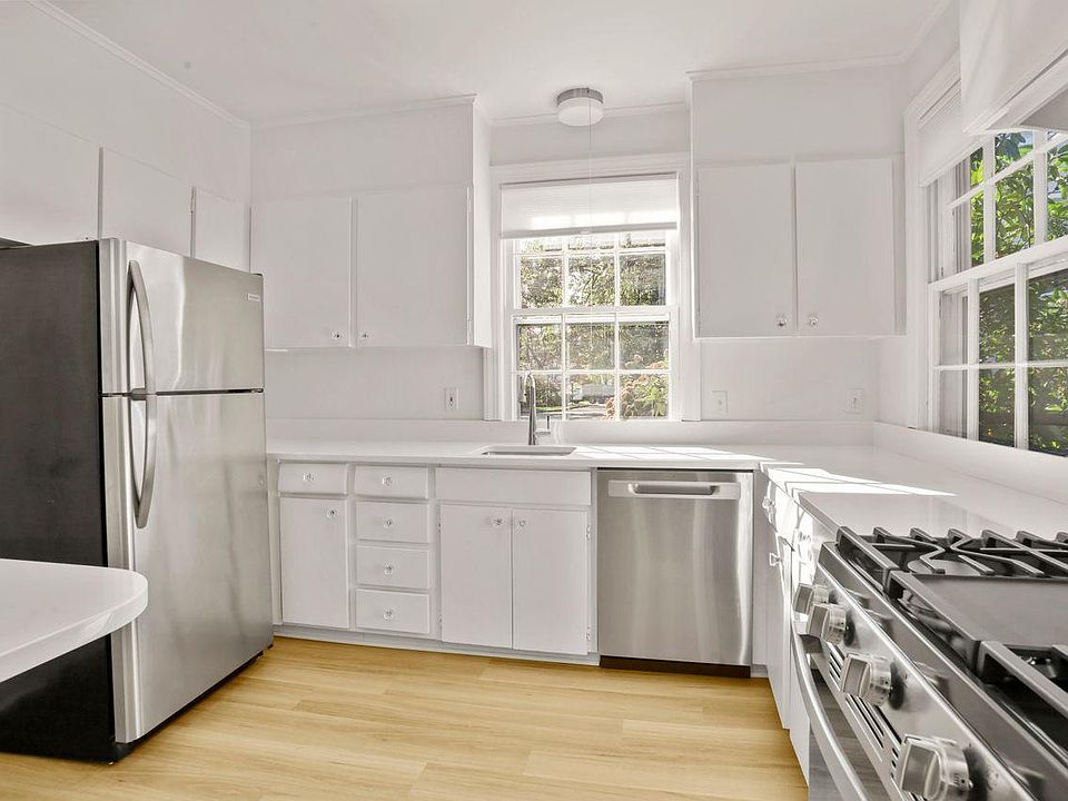 8 Rd Old Greenwich, CT Zillow