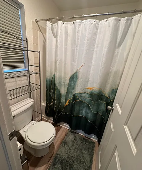 10798 Dayton Way — Photo 15