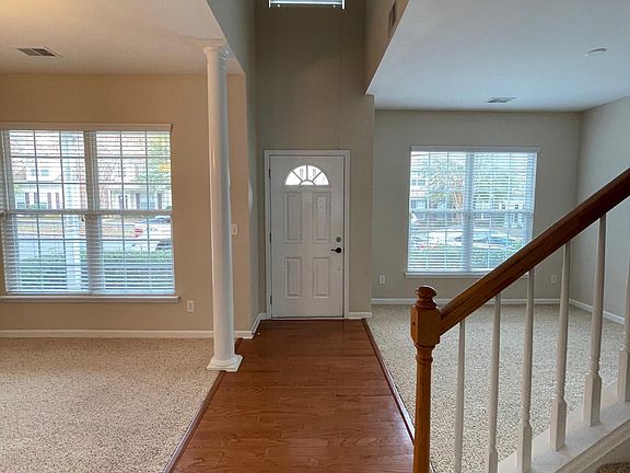 3rd image of 10218 Jacobs Creek Dr