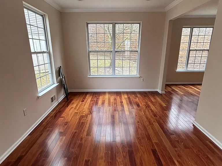 312 Winding Hill Dr — Photo 9