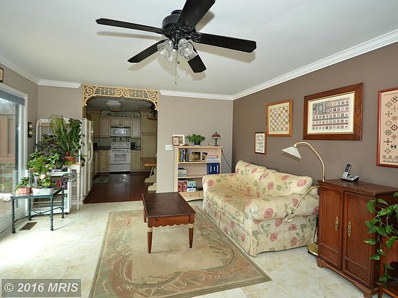 5th image of 1926 Twin Lakes Dr