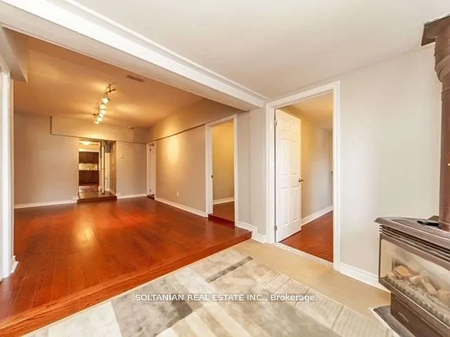 4 bed, $2,700 — Photo 3