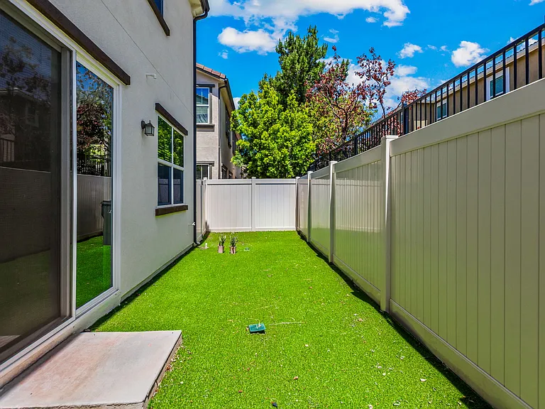 35924 Neala Ln — Photo 23