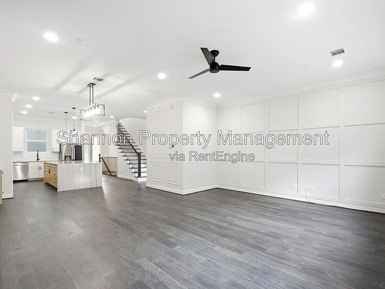 849 Fisher St #D — Photo 15