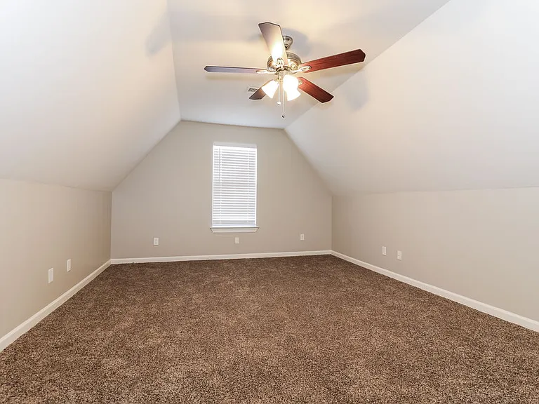 9093 Weeping Cherry Ln — Photo 7