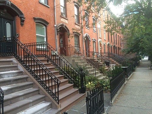 1st image of 142 Sussex St